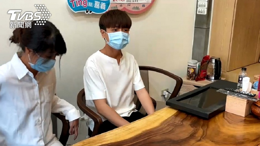 吳男坦承非常懊悔。(圖/TVBS)