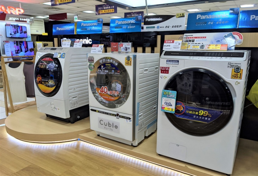 日本原裝Panasonic 11公斤nanoeX滾筒洗衣機,原價65,900,好日節特賣58,410元,再送總市價7,580元禮品。(圖/燦坤提供)