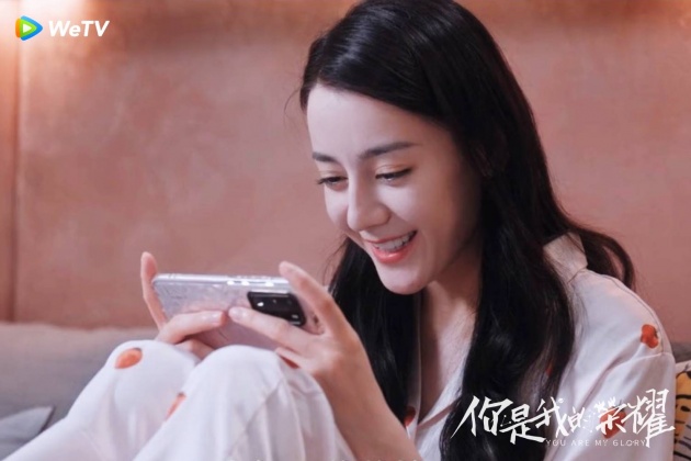 楊洋與迪麗熱巴還沒正式交往就瘋狂撒糖。(圖/WeTV提供)