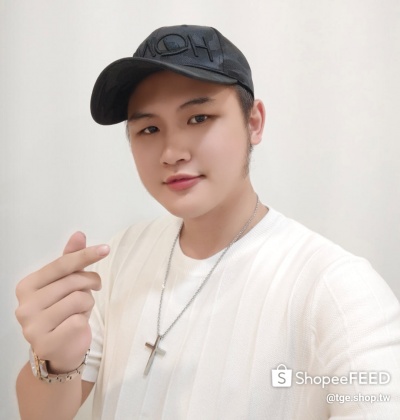 蕭淑慎演戲被狠酸認不出,老公梁軒安氣炸回應。(圖/翻攝自梁軒安臉書)