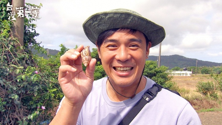 竇智孔去年才接下《台灣第一等》主持棒,今年就入圍生活風格節目主持人獎。(圖/八大電視提供)