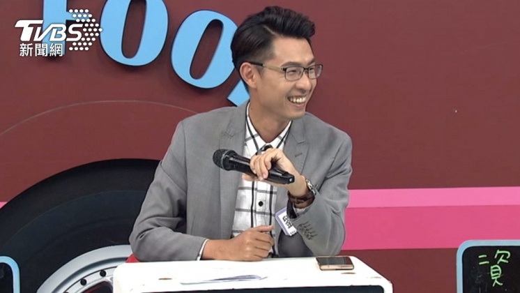 律師劉韋廷說漏水官司最好的方式還是專業鑑定。(圖/中天綜合台提供)