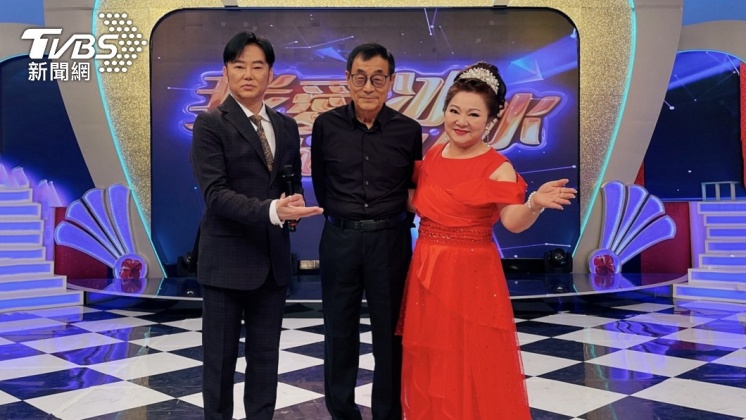白冰冰(圖右)對劉家昌(圖中)的恩情至今感念於心。(圖/中視提供)