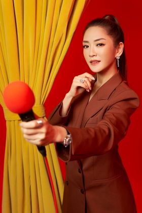 楊千霈第12度主持金馬獎星光紅毯。（圖／金馬執委會提供）