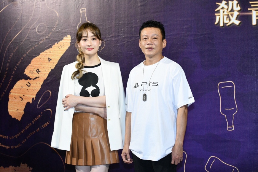 陳德容、李康生在電影《山中森林》中有精彩的對手戲。(圖/山中森林提供)