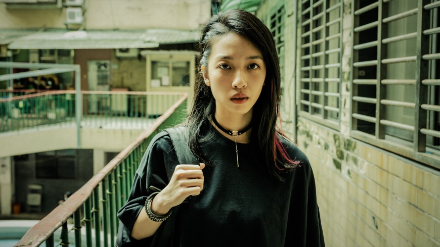 王渝萱在《該死的阿修羅》片中飾演小太妹(圖/希望行銷提供)