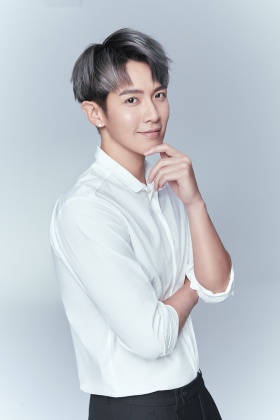 柯震東30歲後事業運超旺。(圖/Dr. Douxi朵璽 提供)