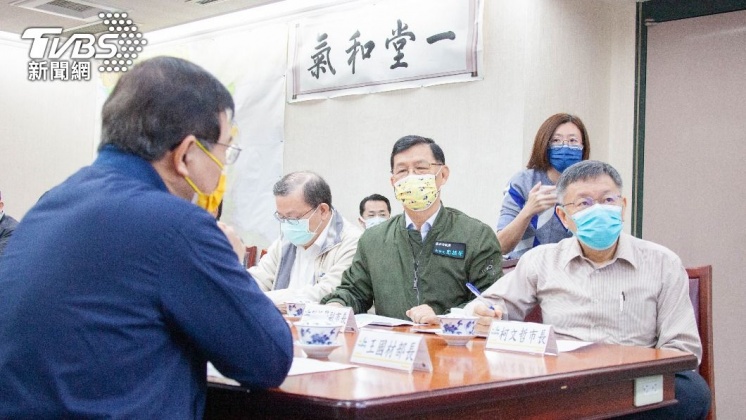 王國材和柯文哲針對基隆捷運路線討論達成共識。(圖/北市府提供)