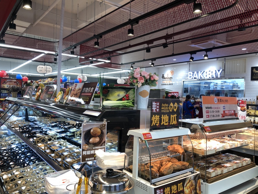 全聯台東旗艦店有許多熟食品項。(圖/TVBS)
