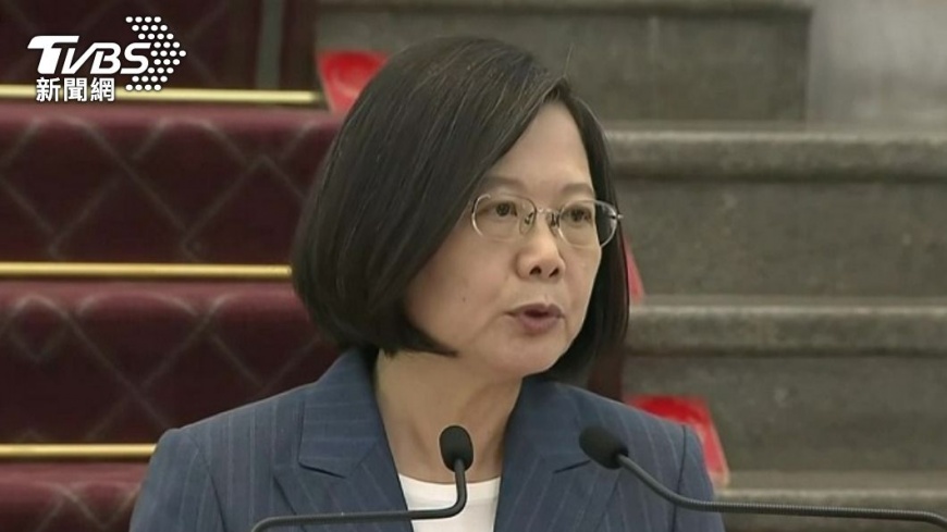 蔡英文說,自2016年以來,轉型正義的腳步一步接著一步地往前推進。(圖/TVBS資料畫面)