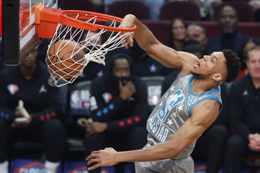 籃框跟海一樣大!柯瑞單場16顆三分球破紀錄 奪明星賽MVP