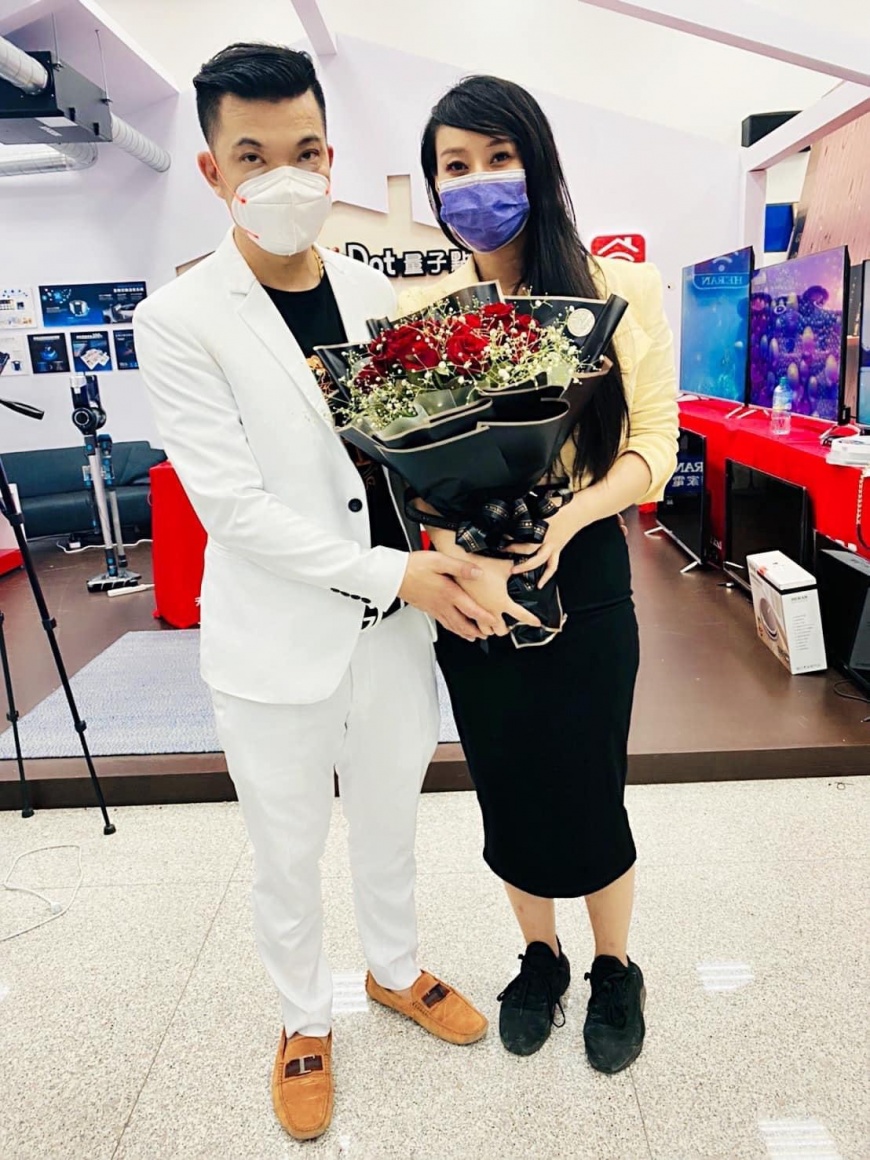 王三郎先前求婚邱主任成功。（圖／翻攝自邱子玹臉書）