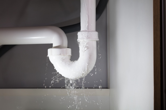 發現漏水原因後網友全笑翻。(示意圖/shutterstock 達志影像)