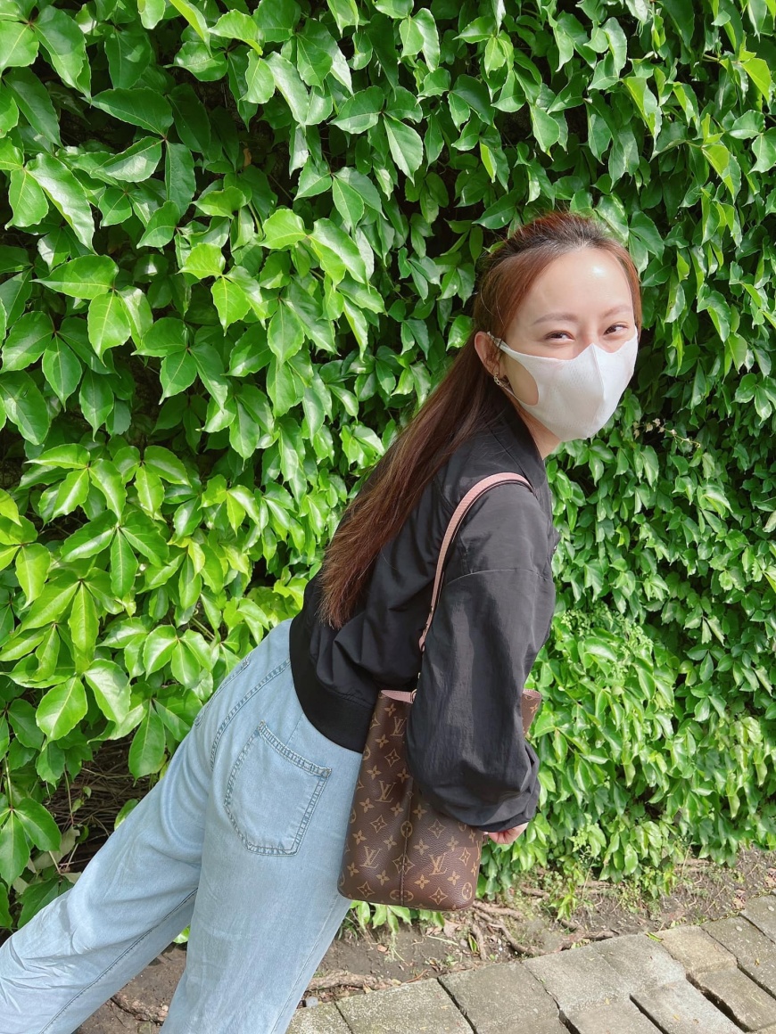 璟宣為了讓兩個孩子在安全環境下學習,暫時決定停拍戲劇。(圖/翻攝自璟宣臉書)