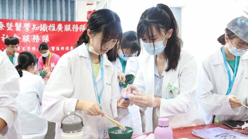 台灣安進落實ESG攜手北醫大深耕生物醫學教育，致力培育「醫」世代科學家