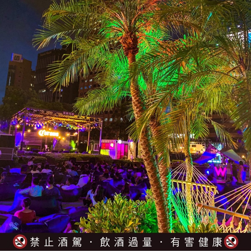 今年卡司陣容全面升級,將邀請10位藝人歌手輪番開唱。(圖/統一時代百貨台北店提供)