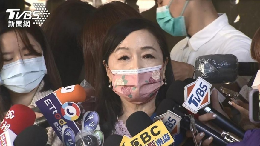 稱趙少康家暴挨告!周玉蔻「傳喚證人遭打臉」:跟她沒交集