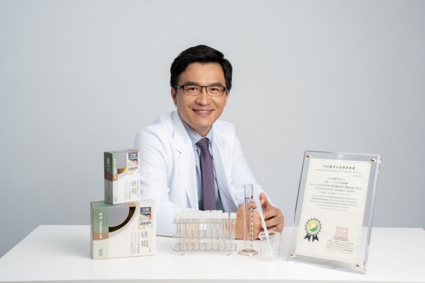 二代小分子褐藻醣膠FOII®研發有成,除了獲SNQ國家品質標章「濃縮」、「功效加倍」的評語外,此次經醫學中心暨教學醫院人體臨床試驗的結果也令人振奮。