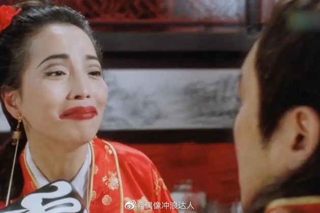 苑瓊丹曾在周星馳(星爺)的多部電影扮演丑角聞名。(圖/翻攝微博)