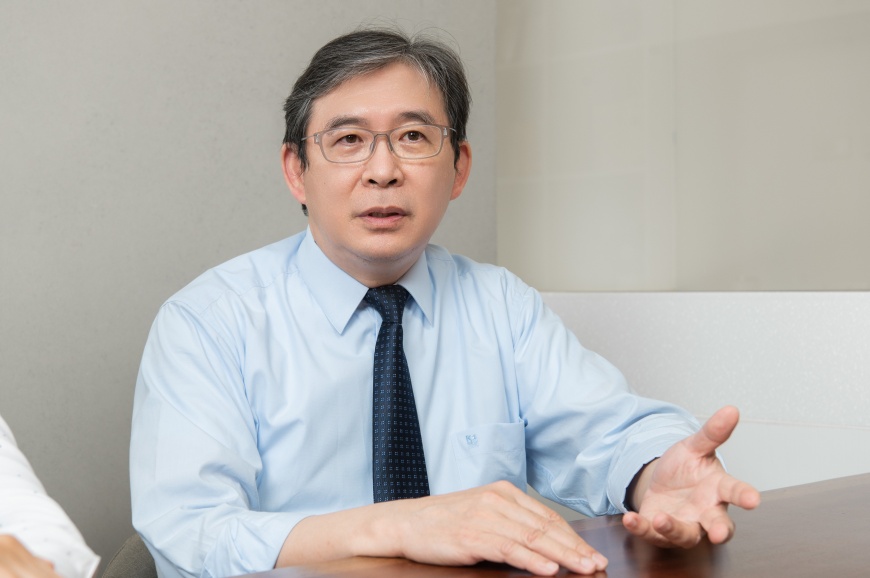 茱麗葉乳房醫療團隊醫療長葉大成指出：三陰性乳癌最棘手的部分是手術後，荷爾蒙療法及免疫治療成效不彰，多數只能以化療為主，因此多年來總生存期一直無法改善；要改善存活率，新型標靶治療是關鍵。