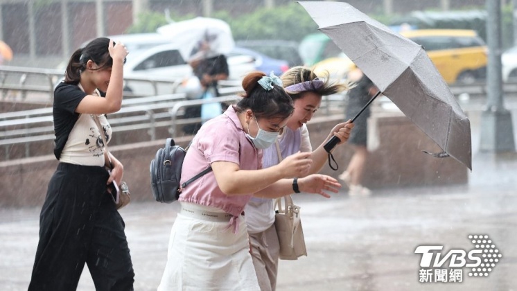 氣象局最快可能今天下半天針對大臺北、基隆地區發布陸上颱風警報。（示意圖／TVBS）