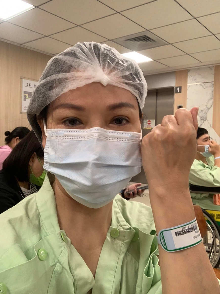 王小芬去年5月切除乳房腫瘤。（圖／翻攝王小芬臉書）