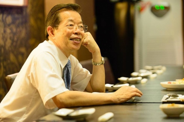 羅智強挺高虹安.批蘇謝應一起關 謝長廷反擊「躺著中槍」