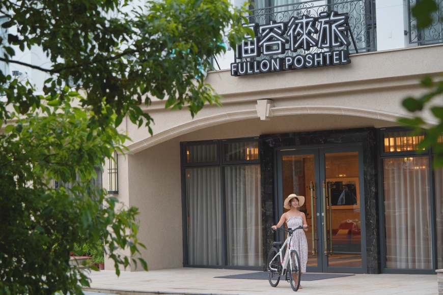 福容徠旅水里店提供電輔車租賃,讓遊客享受漫遊小鎮的優閒氛圍