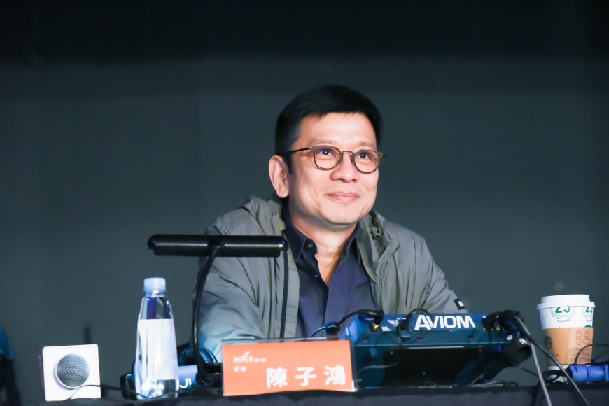 評審團主席陳子鴻肯定學生表現，認為參賽隊伍都有機會進入音樂圈 (照片提供 台灣青年夢想聯盟協會)
