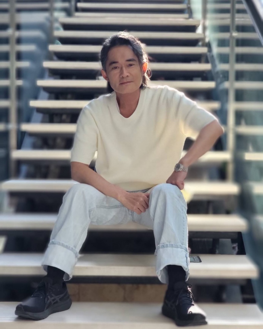 江國賓難得穿上悠閒的服裝。（圖／翻攝自江國賓　臉書）
