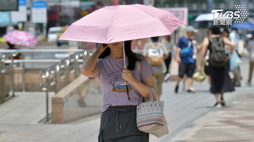 天氣/恐有颱風生成「直奔台灣」!高溫還沒完 雨彈接力熱區曝