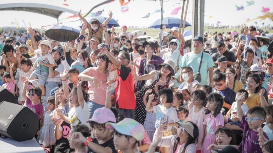 2024新竹市國際風箏節湧入逾12萬人次的風箏愛好者參與,創下新高紀錄(圖片來源:新竹市政府)