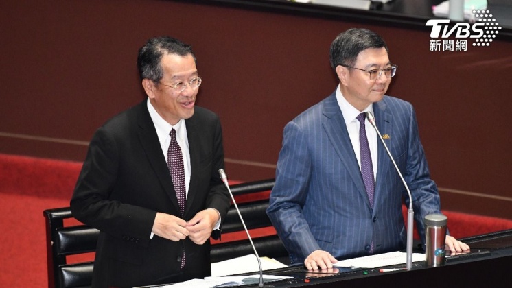 藍委辣問「2013怎要廢軍審」　顧立雄尬笑：那時我不是國防部長