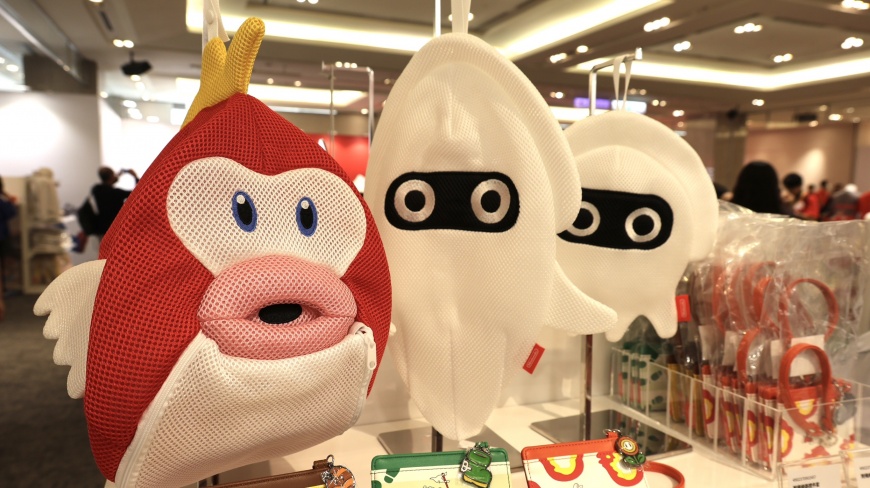 瑪莉歐泡泡魚和魷魷洗衣袋。（圖／潘建樺攝）