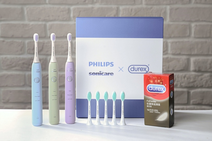圖說:飛利浦Sonicare X杜蕾斯Durex情人節聯名限定「浪漫共振組」。(實際販售商品不包含圖片外盒,詳情請參考飛利浦Sonicare X杜蕾斯Durex情人節限定聯名組合賣場:https://reurl.cc/M62Rqn)