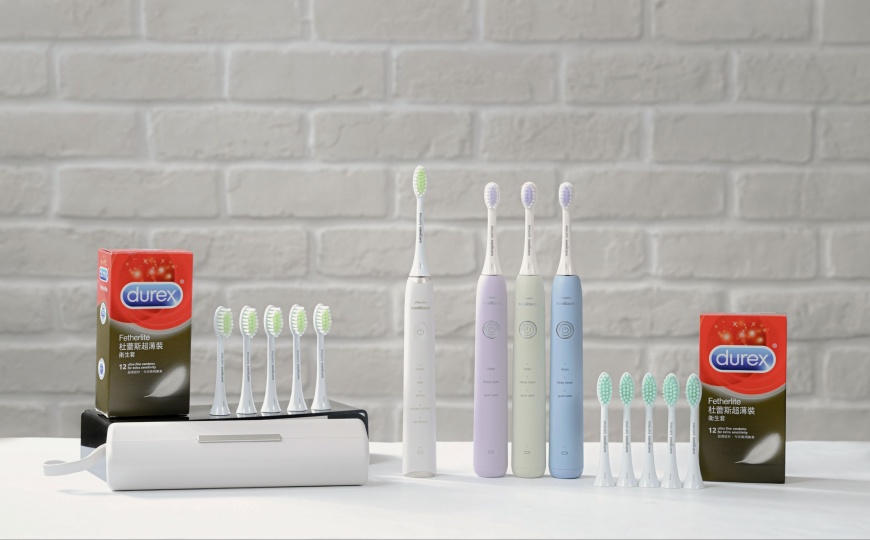 圖說:飛利浦Sonicare X杜蕾斯Durex推出情人節限定聯名組合:「輕奢享愛組」、「浪漫共振組」。