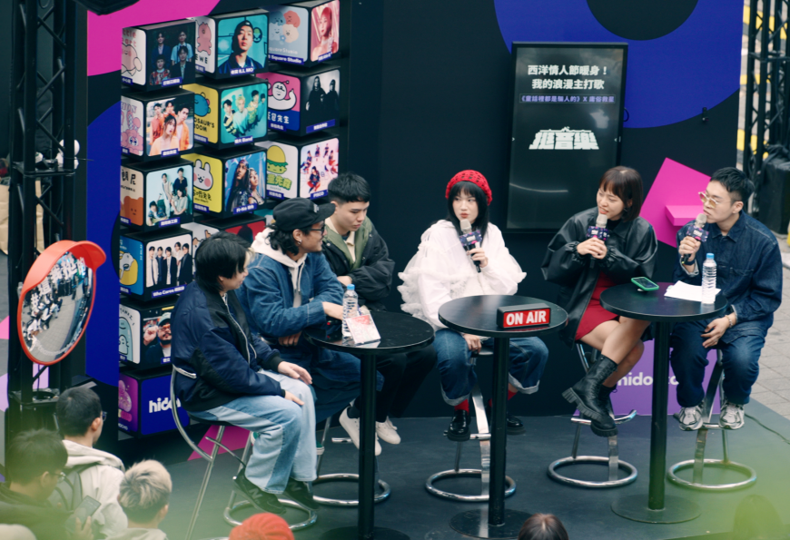 童話裡都是騙人的 Eddie、Nana 直呼庸俗救星是「務實系浪漫樂團」。 (圖/挺音樂提供)