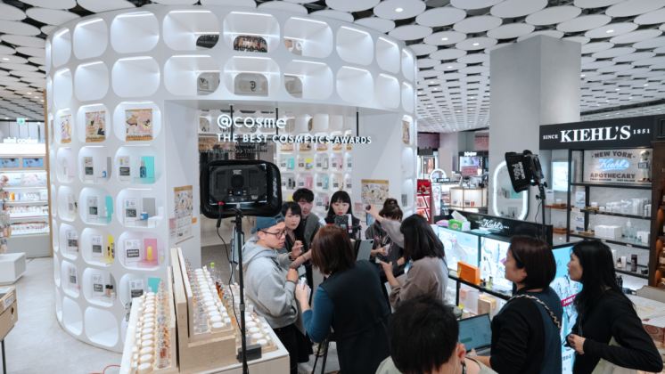 東京原宿 @cosme TOKYO 旗艦店迎來開業五週年！於2025 年 3 月 5 日全新改裝開幕。圖/VANNISE 溫倪詩提供