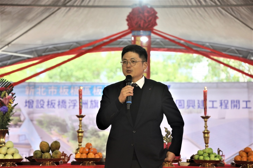 教育部主任秘書林伯樵於動土典禮致詞