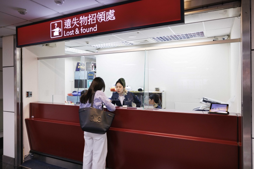 人氣部落客親身經歷!桃園機場暖心服務 找回失物狂吸六千讚