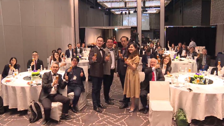 今（23）日活動現場冠蓋雲集，左起為露琺意醫美集團阮丞輝總經理、CC7 執行董事黃鵬峻、CC台灣國家董事謝聰評Smart、CC台灣國家董事王孝梅Qmei。