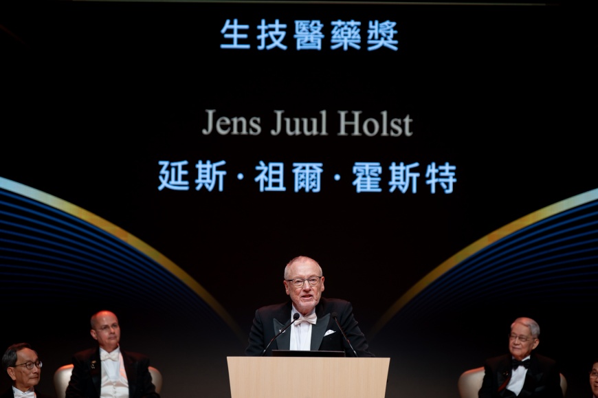 2024年生技醫藥獎得主延斯·祖爾·霍斯特Jens Juul Holst 教授