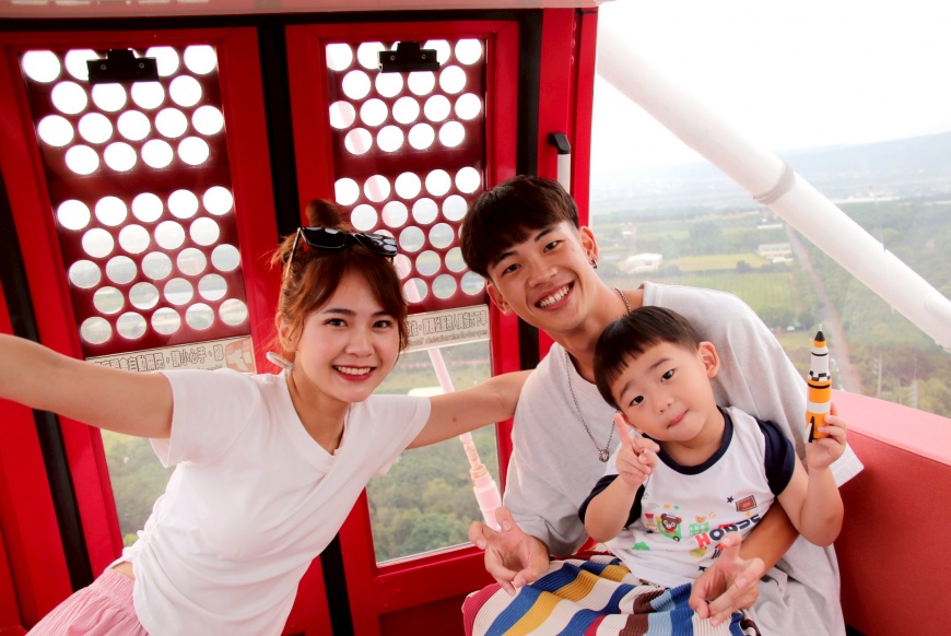 4.6月30日前玩麗寶樂園 只要699元 再送你搭摩天輪