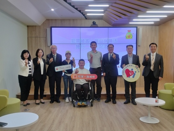3位馨生人現身分享生命故事。(圖/TVBS)