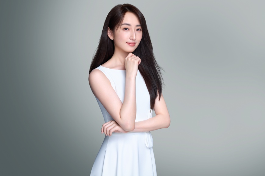 金鐘影后柯佳嬿攜手天地合補葉黃素飲!沽溜晶亮更升級