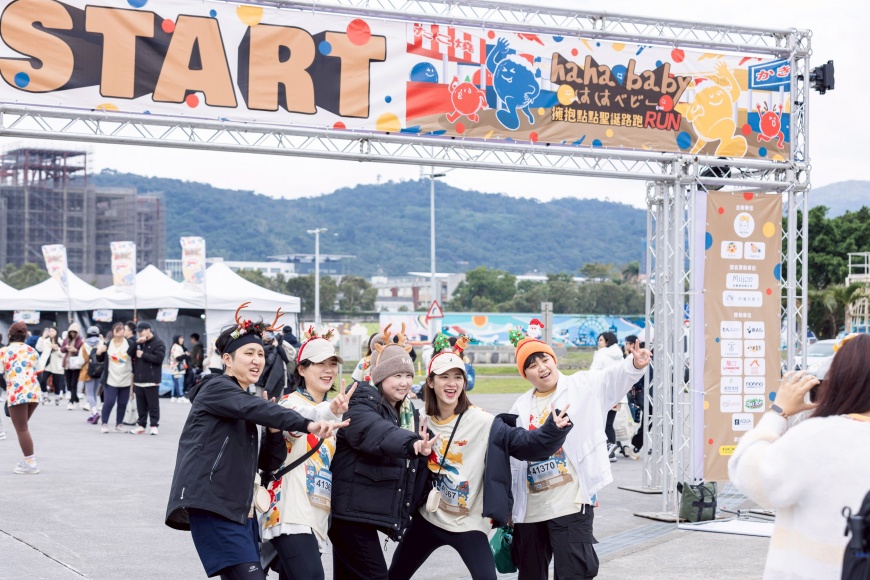 3.蔡阿嘎與二伯領軍的「hahababy擁抱點點路跑RUN」,即將在12月20日、21日於麗寶登場