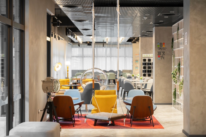 圖5-「JOIN’S CAFÉ 」(樂聚餐廳)是旅店的核心餐飲場域,不論早、午、晚、消夜,都有美味餐點讓旅客填飽肚子。