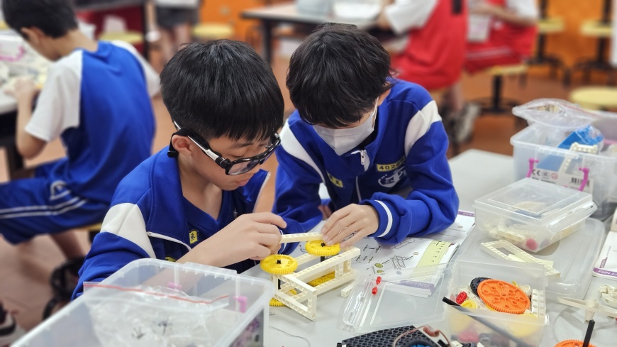 台中市立新國中自造教育及科技中心