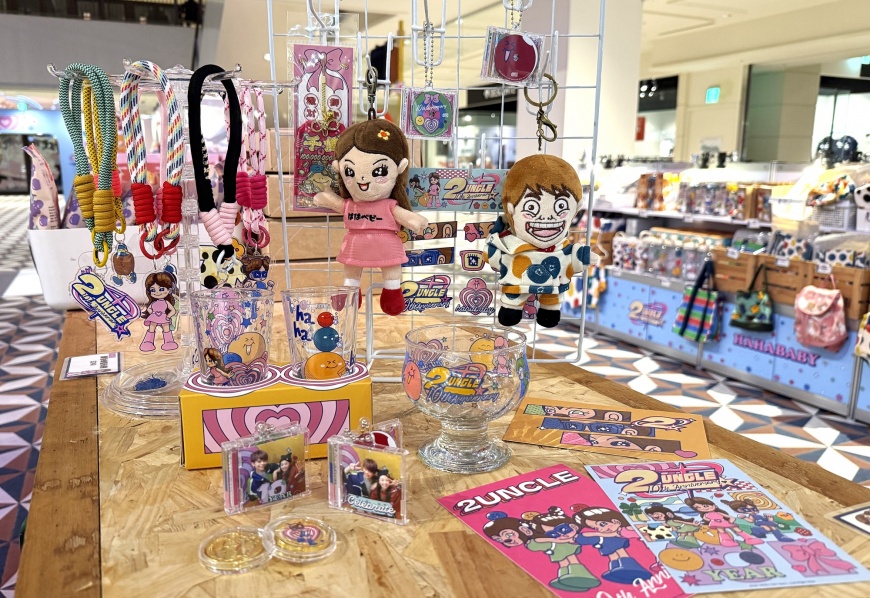 4.Hahababy快閃店與「二伯嘎嫂10周年特展」,拍貼機、復古電視打卡區、時光走廊等多項互動亮點
