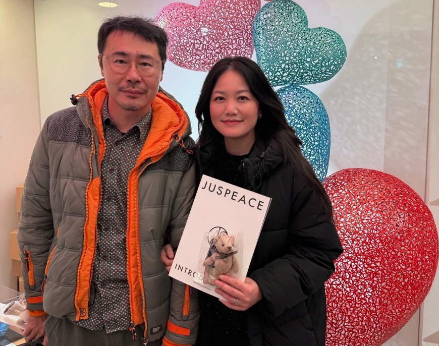  3 POPLINE兩位創辦人參訪GD 成立並擔任榮譽理事長的 JUSPEACE 基金會 照片提供POPLINE